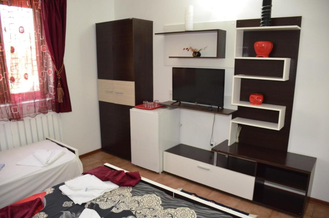 Pensiunea Darius Costinesti Luaran gambar